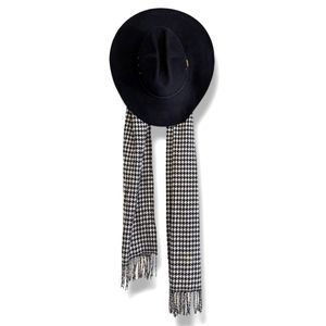 Warm Woolen Pattern Scarf